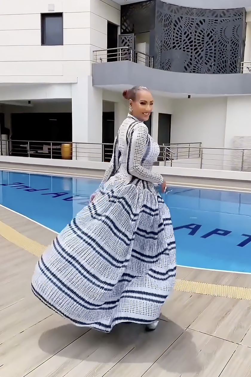 Tie-Dye Slim-Fit Hip-Enhancing Evening Gown