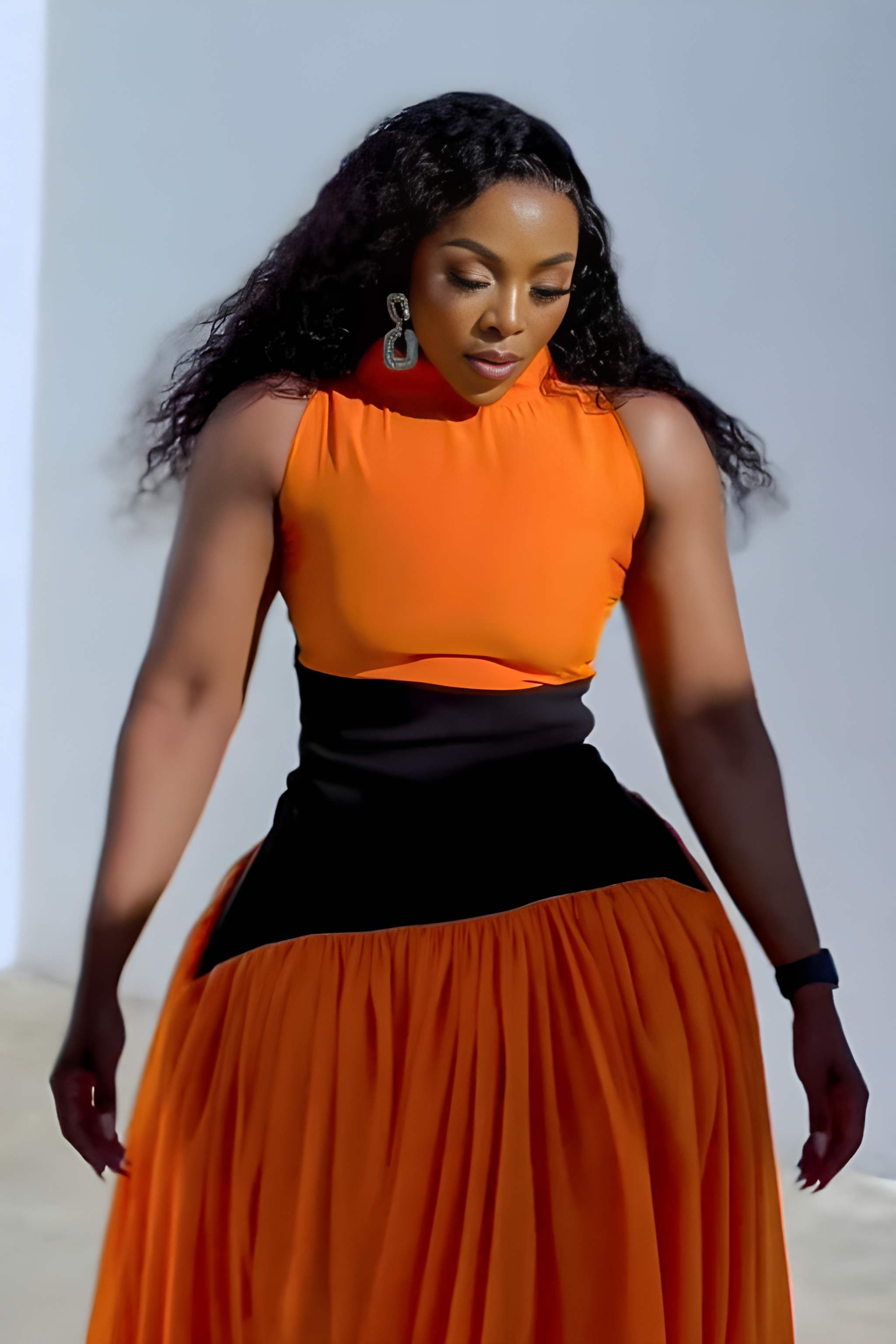 Vestido Maxi Halo com Franja Azul