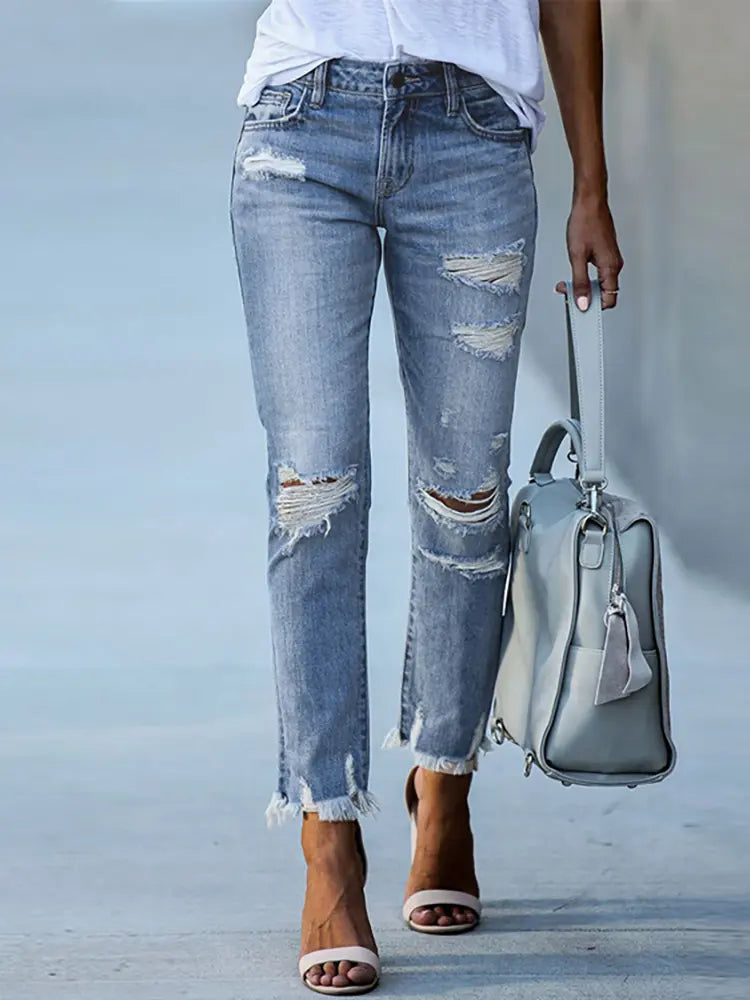 Jeans strappati slim fit corti