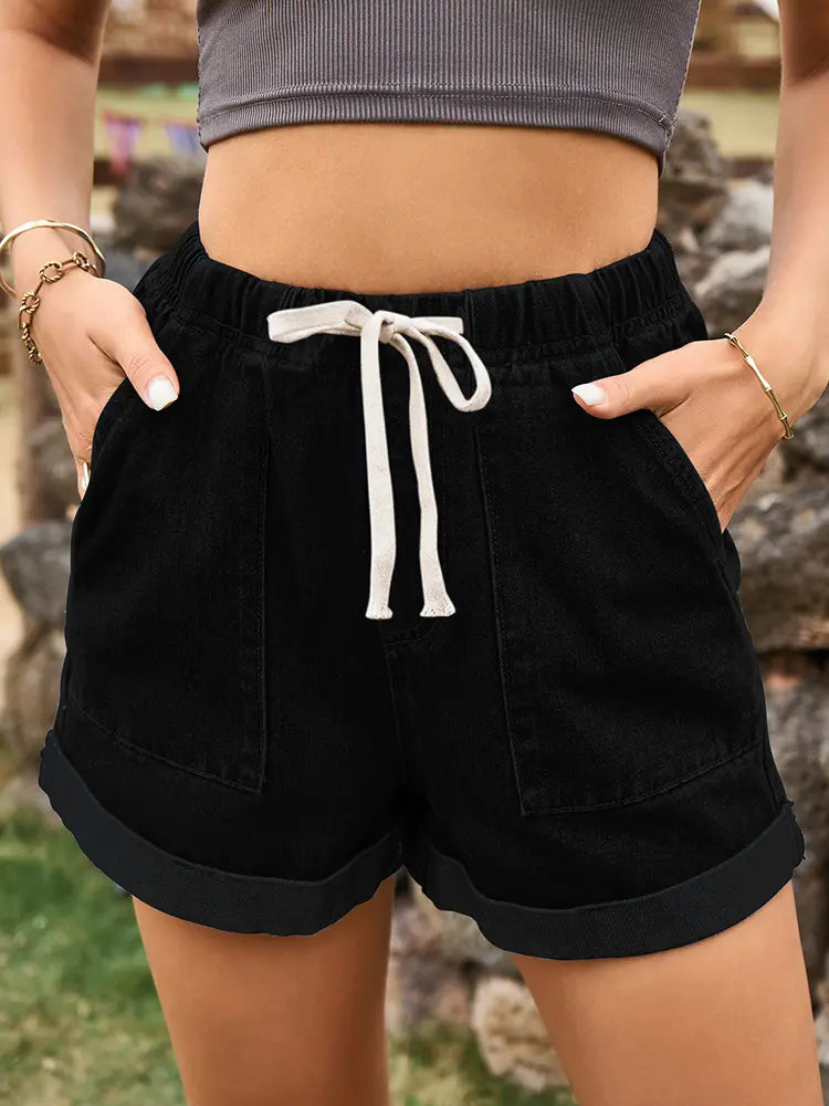 Denim-Shorts mat Bindriem an der Taille an opgekrämpeltem Saum