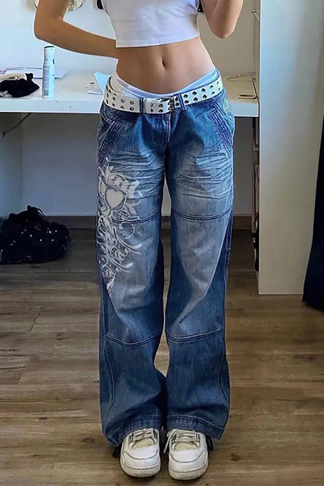 Jeans lavati in stile street