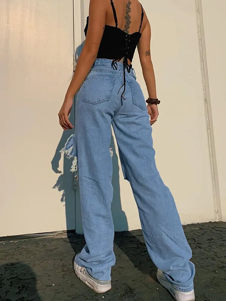 Summer Jeans mat lousem, geradem Been a Rëss