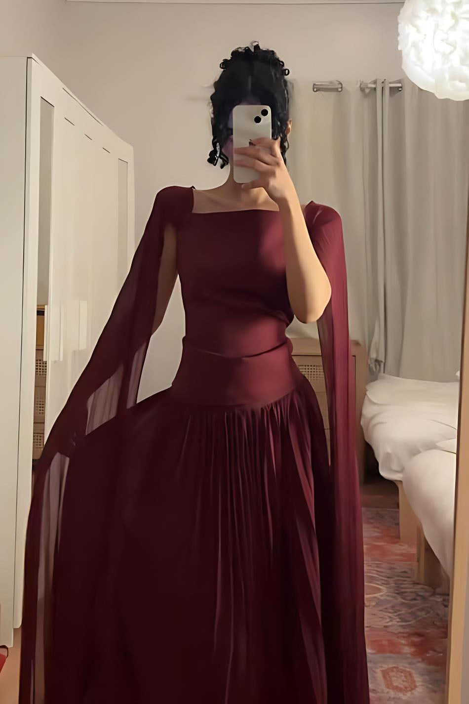 Vestido Maxi Borgonha com Decote Quadrado e Mangas Capa