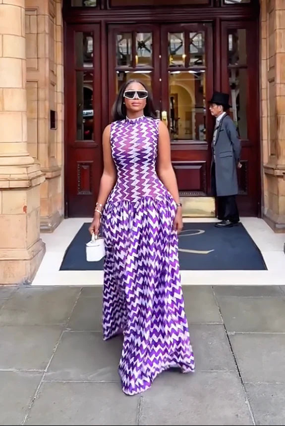 Abito lungo con stampa a zigzag viola