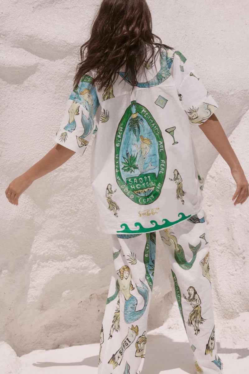 Σετ δύο τεμαχίων με πουκάμισο κοντομάνικο με εκτύπωση γοργόνας και παντελόνι φαρδύ