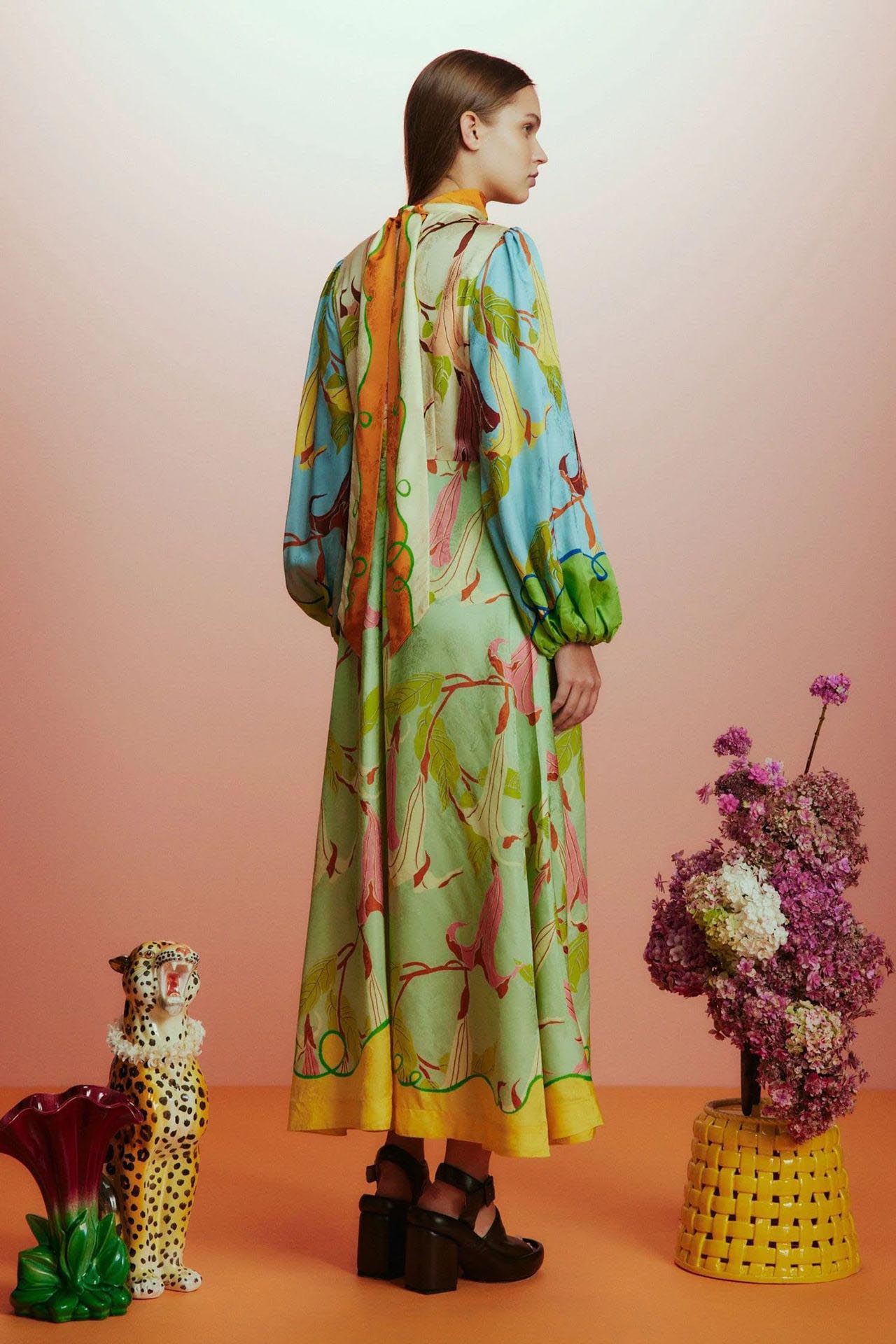 उच्च कॉलर लालटेन आस्तीन पैचवर्क ड्रेस