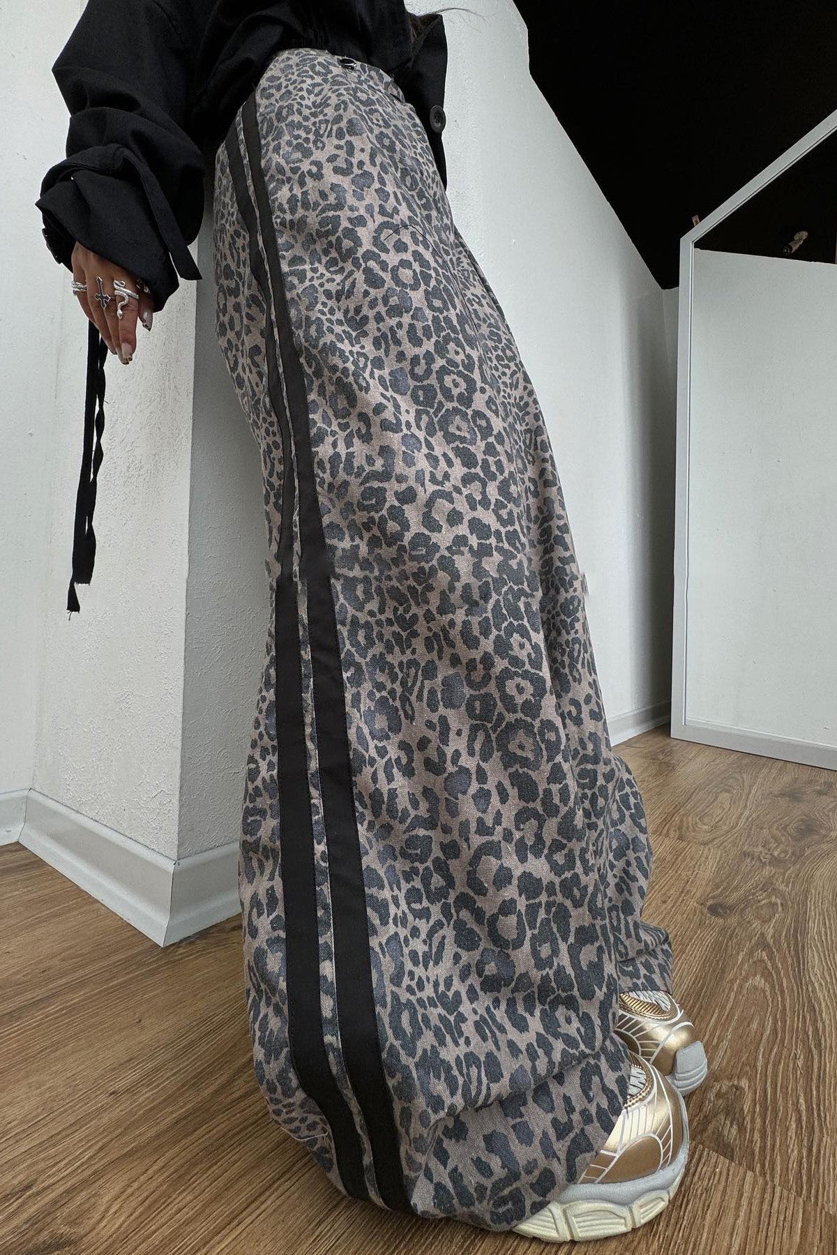 Street Style Leopard Stripe Baggy Pants