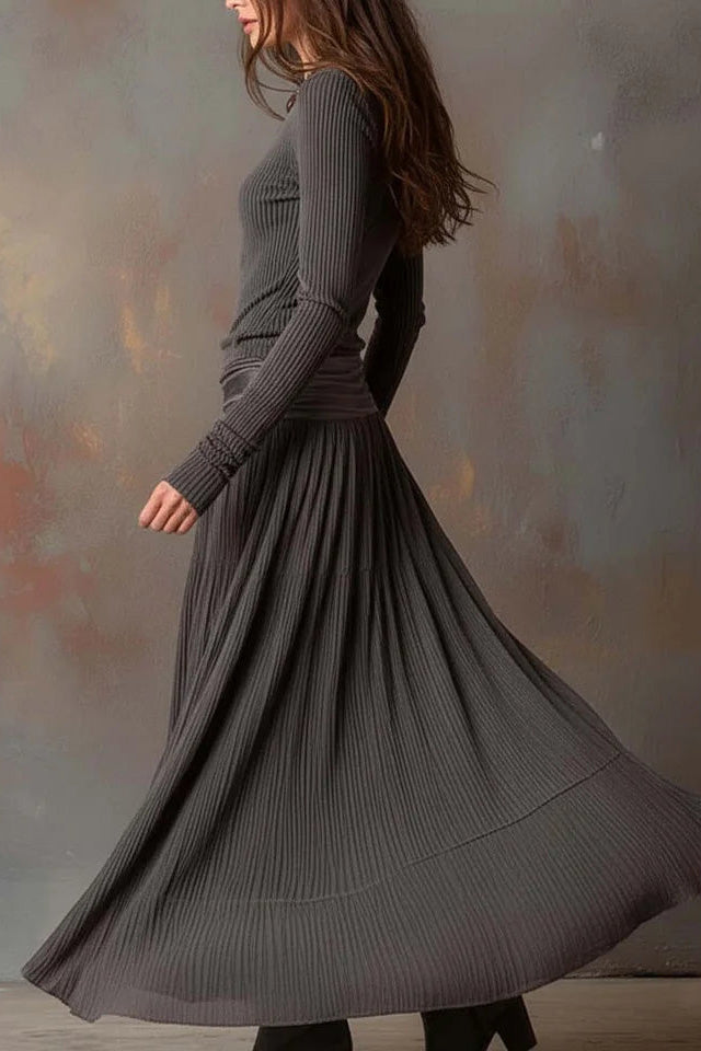 Grace Floral Appliqué Kortärmad midiklänning