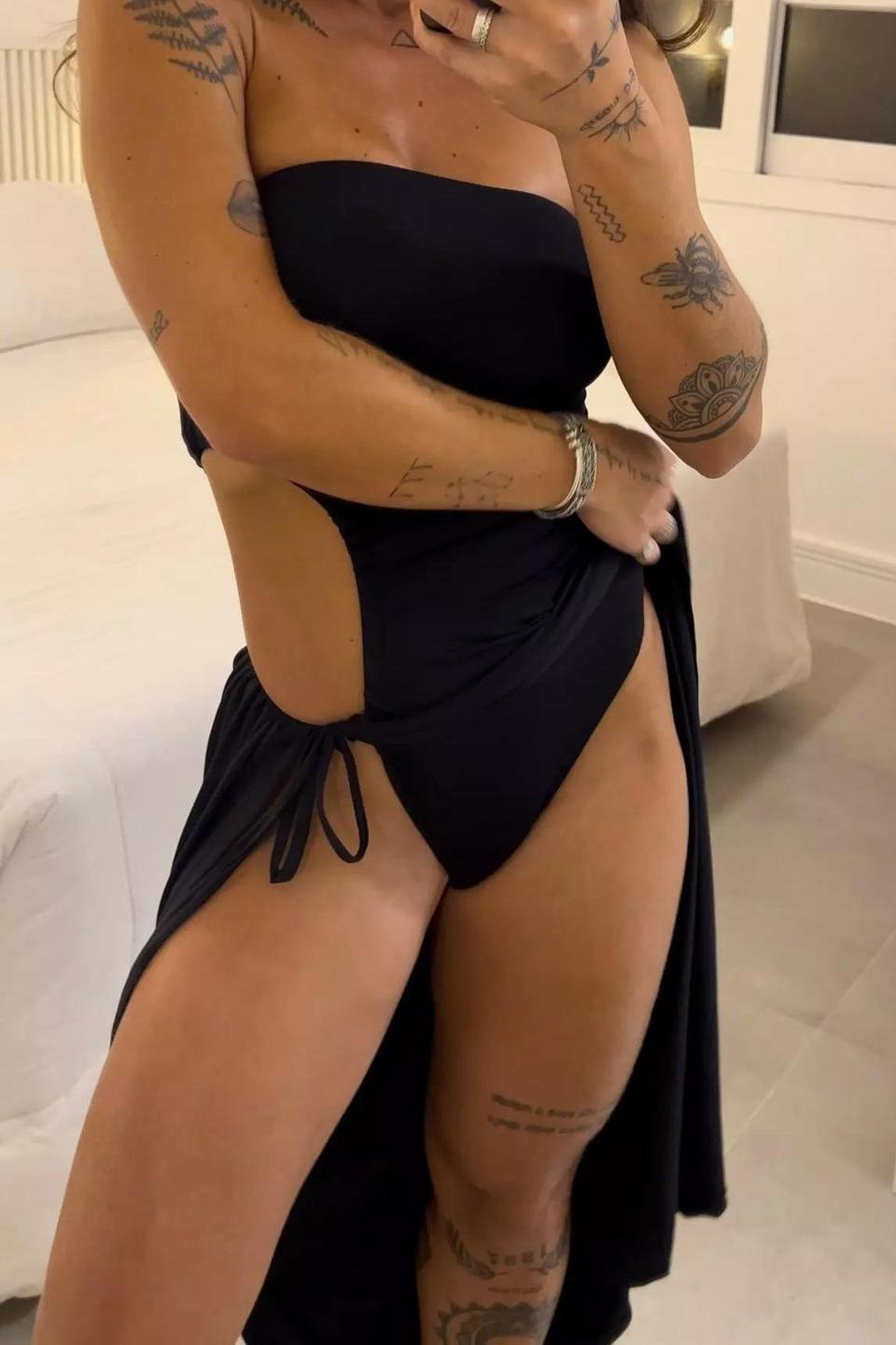 Robe body à bandeau avec fente latérale et lien