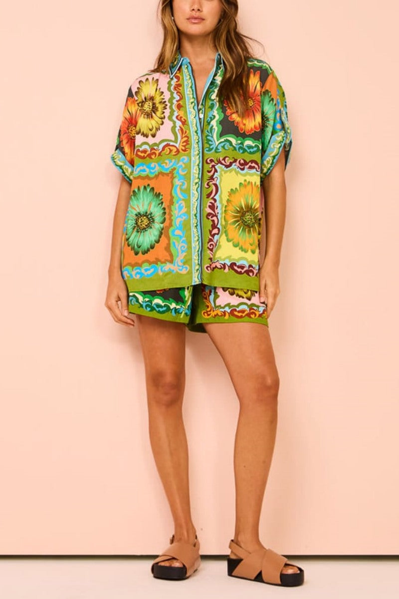 Ensemble short à taille élastique avec imprimé tournesol spécial