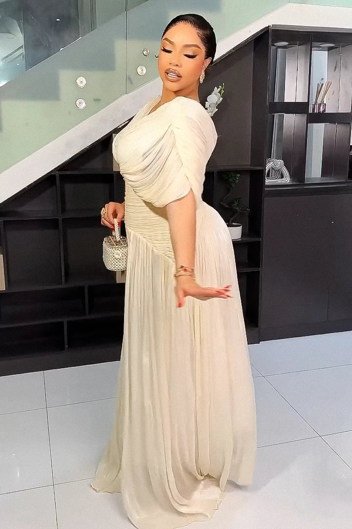 Robe longue à bordure azur en forme d'auréole