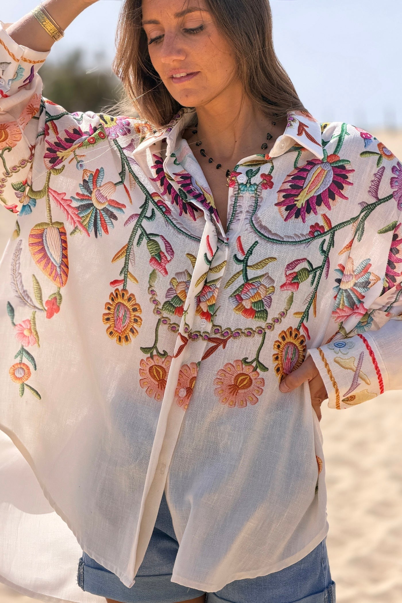 Camicia Beige Oversize con Bottoni