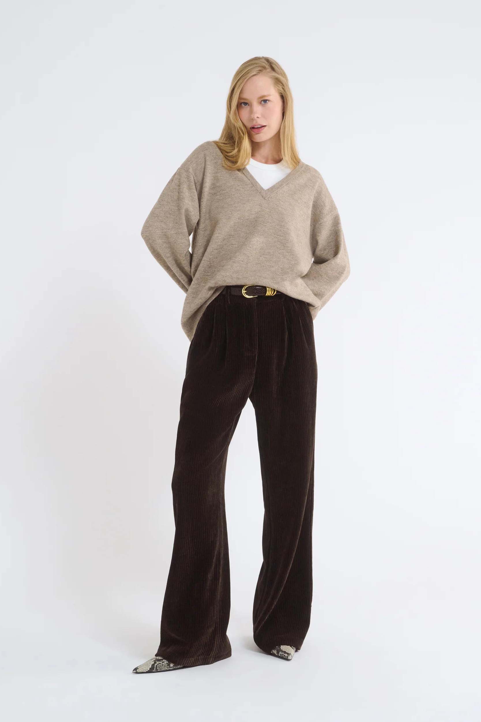 Completo Pantaloni a Gamba Larga in Velluto a Coste Retrò