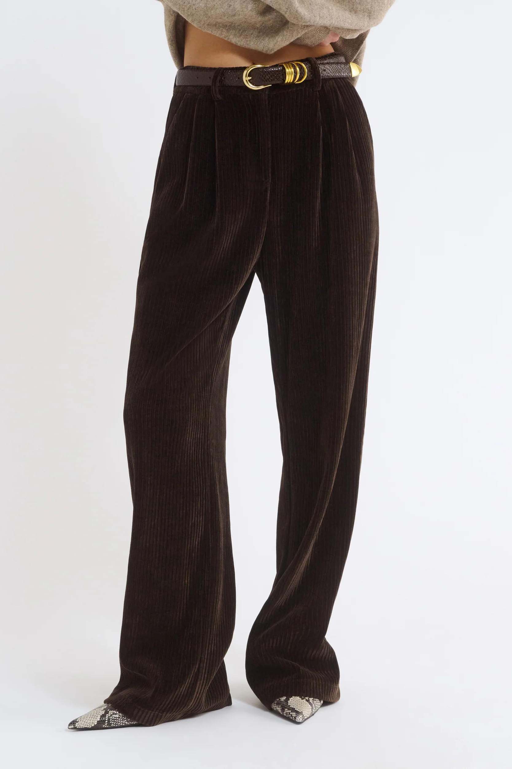 Completo Pantaloni a Gamba Larga in Velluto a Coste Retrò