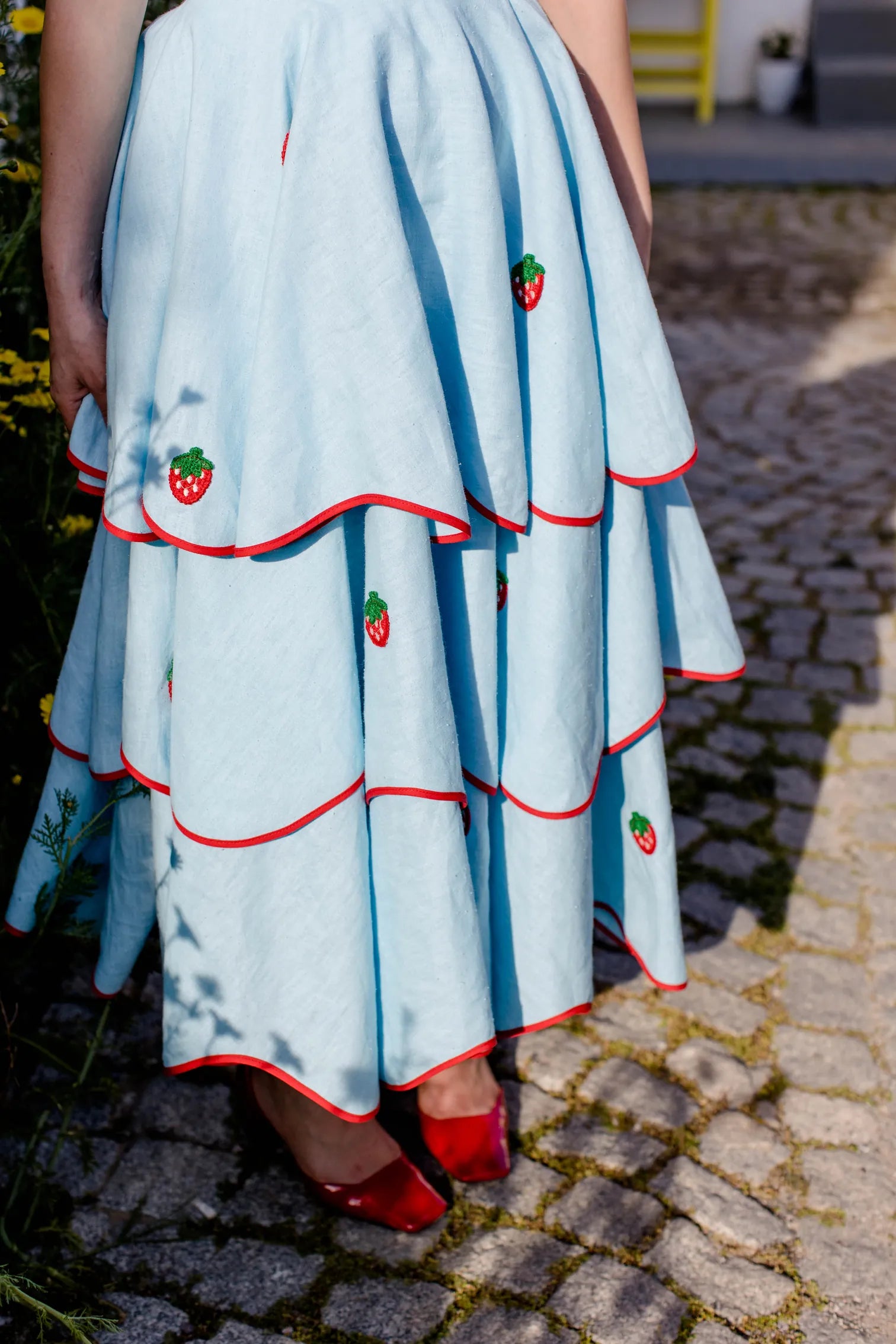 Ärmellos gestaffelt Midi-Kleed