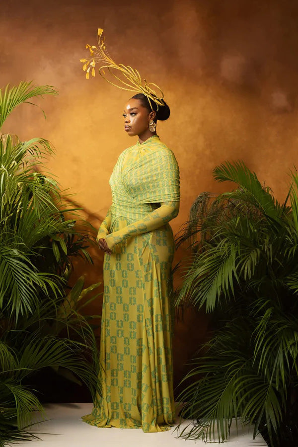 Grace Floral Appliqué Kortärmad midiklänning