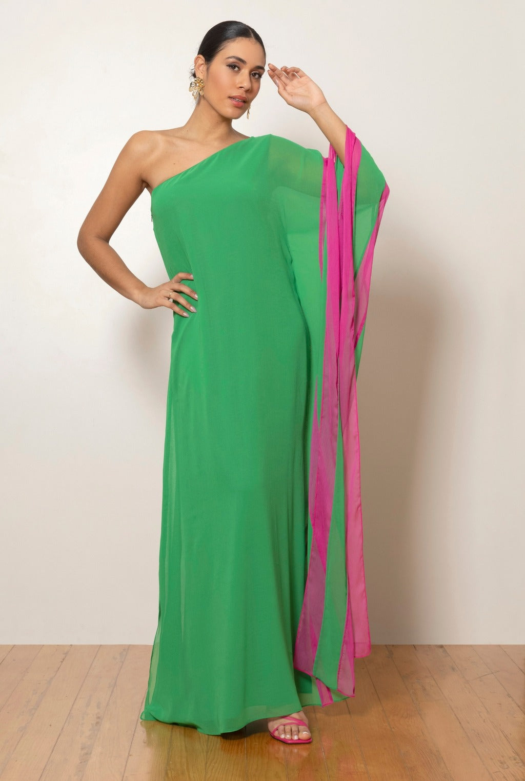 Rochie caftan verde smarald cu un umăr gol