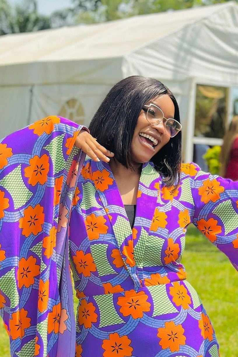 Grace Floral Appliqué Kortärmad midiklänning