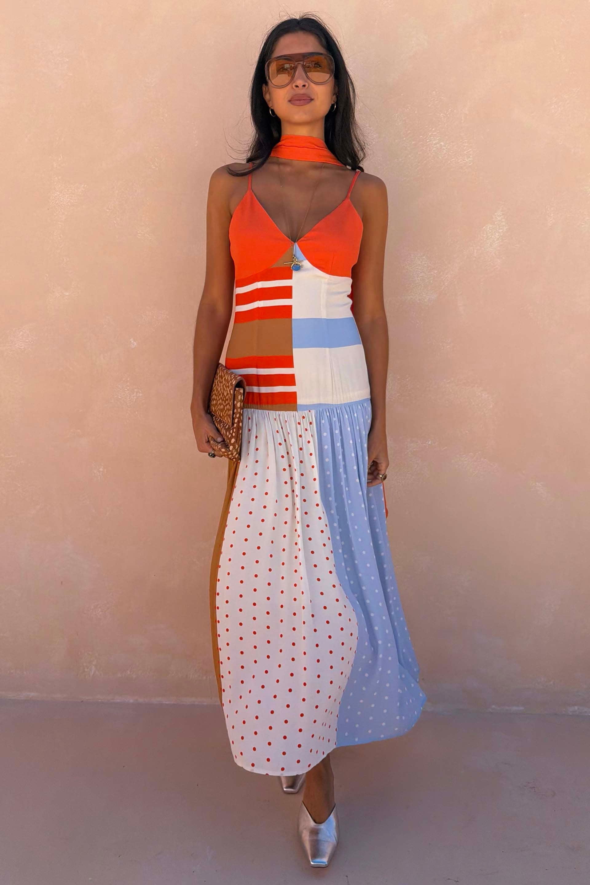 Robe midi à motifs variés pour les vacances d'été