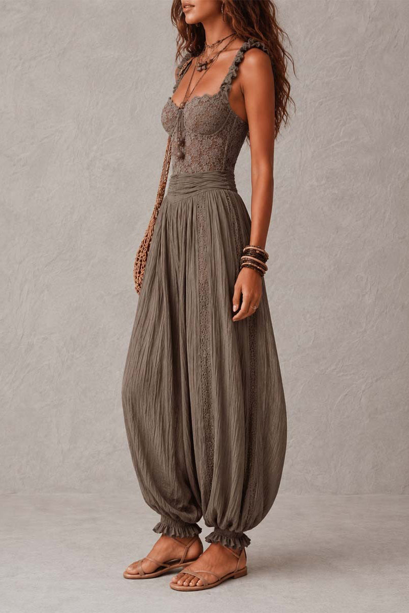 Set aus grauem Spitzen-Bandeau und plissierter Baumwoll-Haremshose