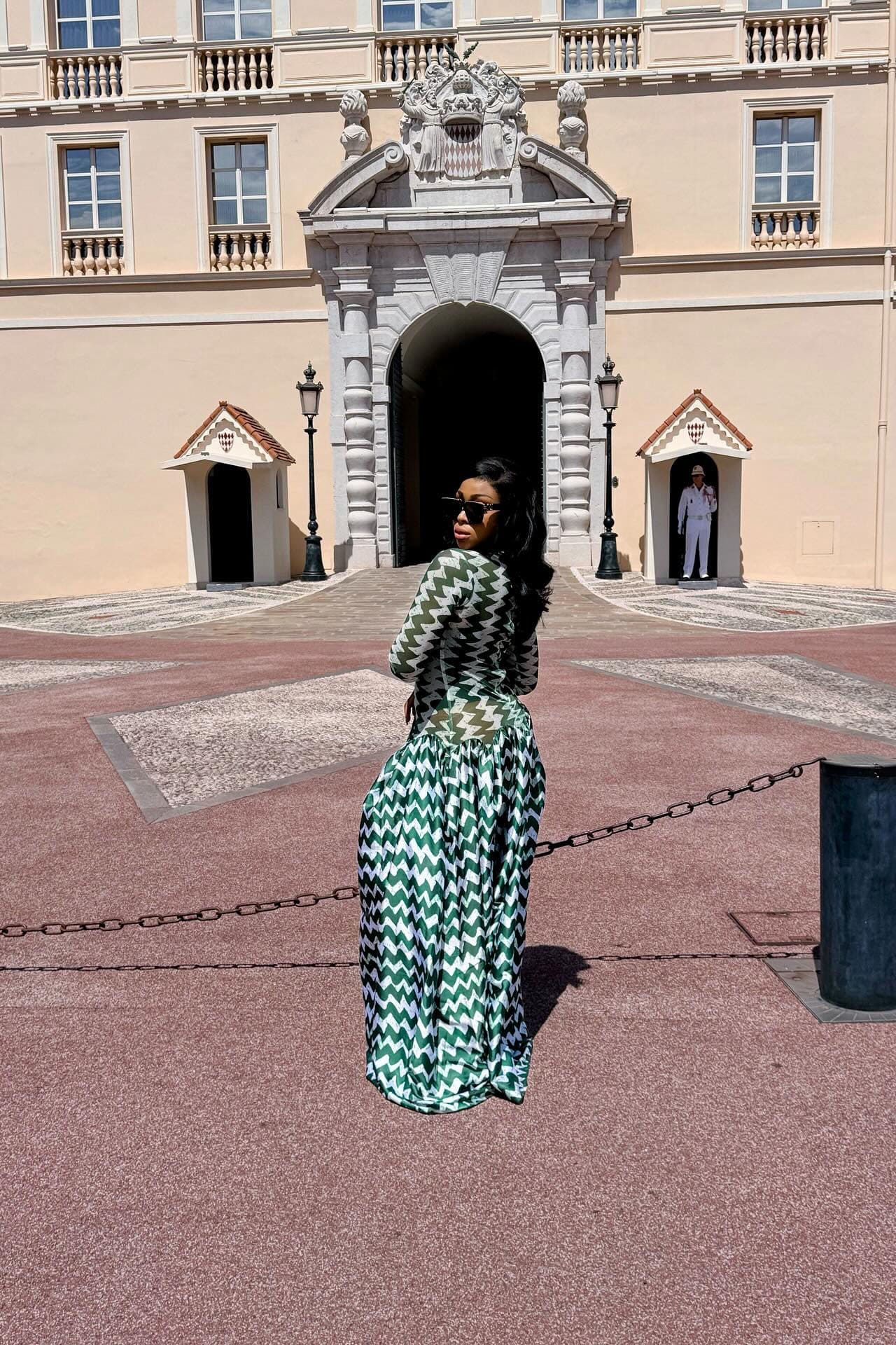 Zigzag Monte Carlo Maxikjole