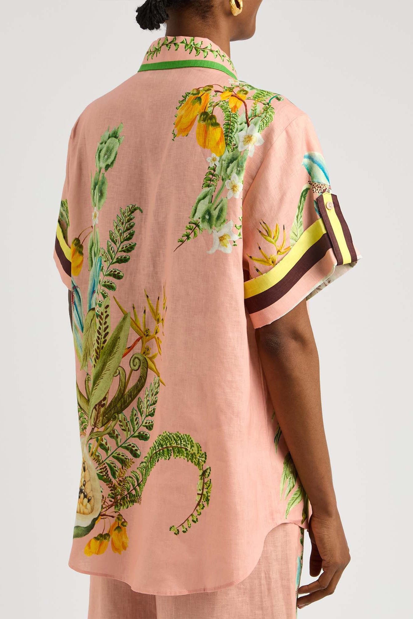 Asymmetrisk hvid batwing-top